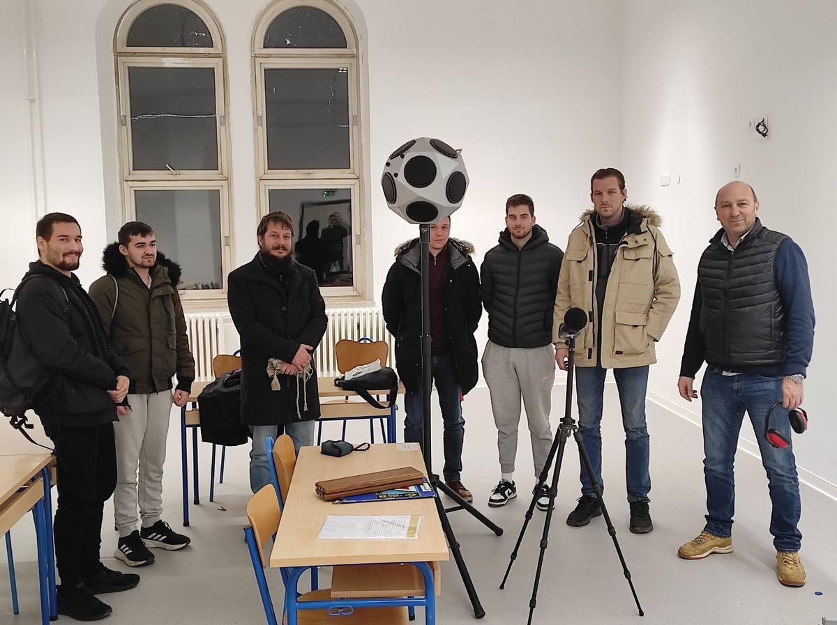 Voditelj Laboratorija za akustička mjerenja Elvis Ciliga, dipl. ing. stroj. održao predavanje studentima Tehničkog fakulteta u Puli
